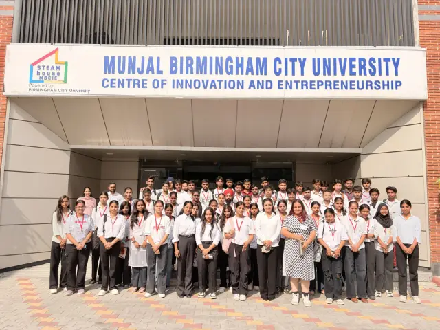 BBA in Digital Marketing & AI