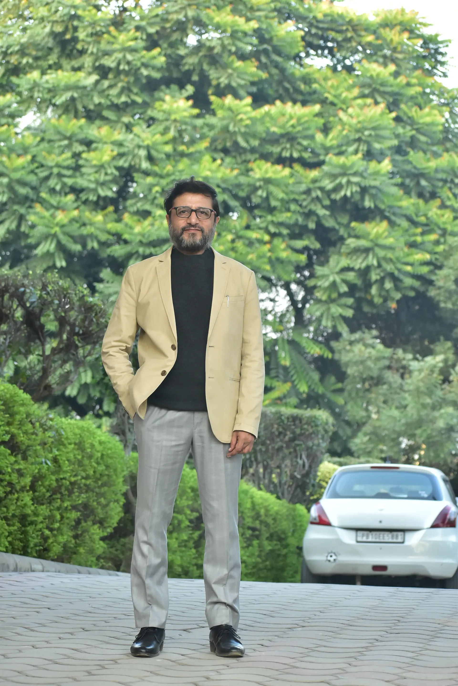 Dr. Zafar Zahir