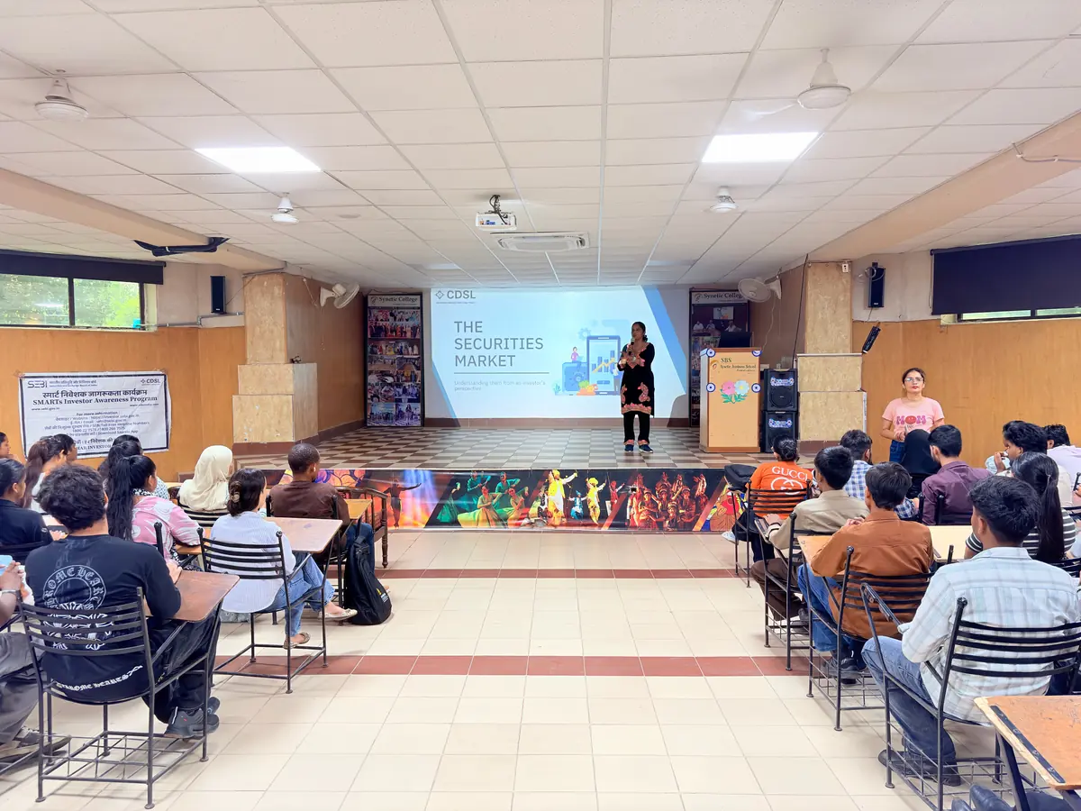 Speaker presenting 'The Securities Market' to SBS students at the CDSL and SEBI investor awareness session